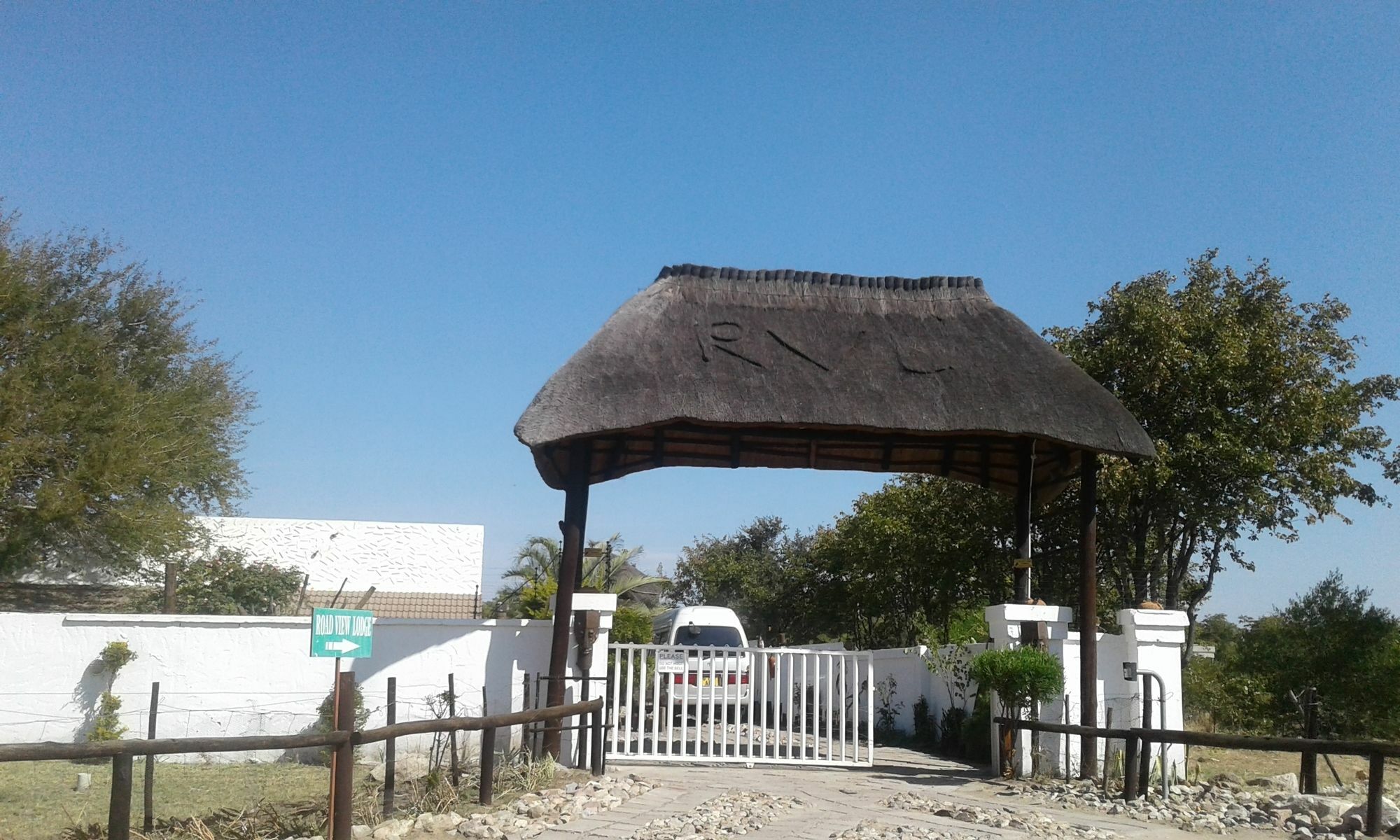 Road View Lodge Франсистаун Екстериор снимка